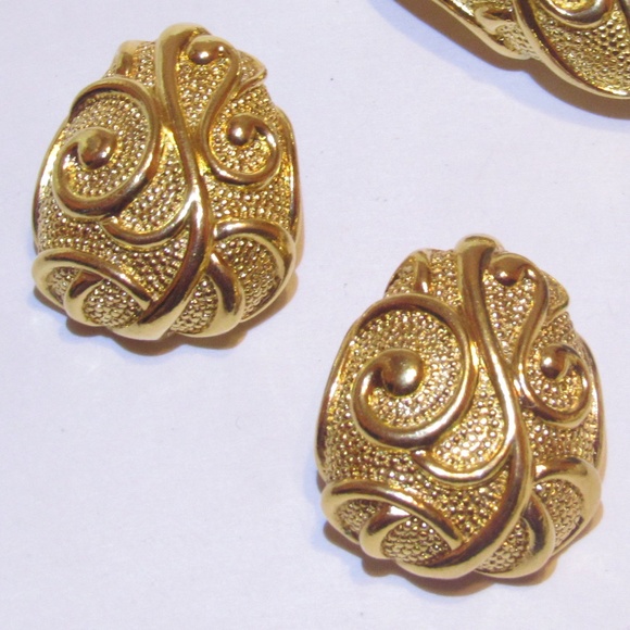 Vintage Barrera Venetian Mist Earrings Brooch Set - Picture 3 of 5